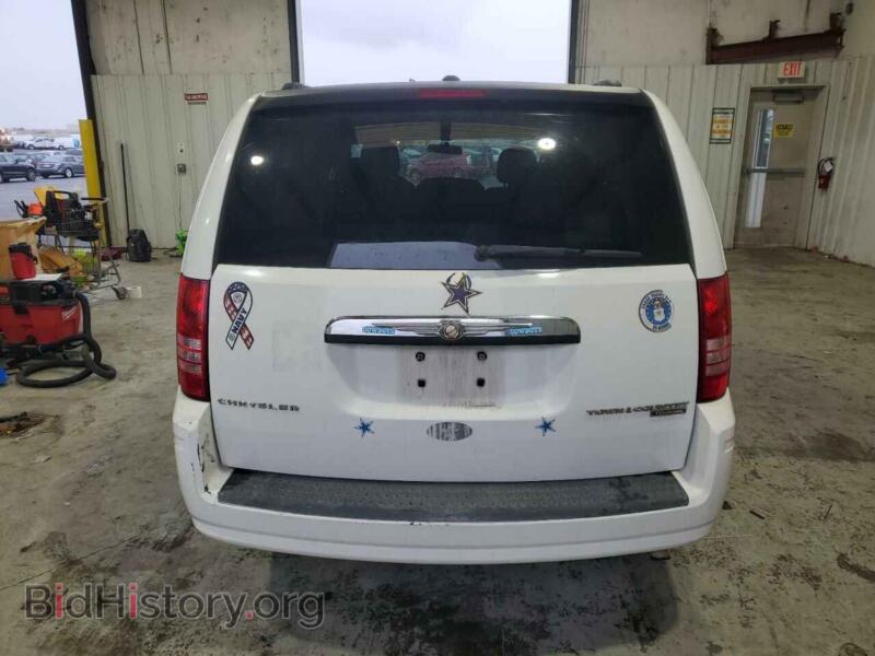 2010 Chrysler MINIVAN (VIN 2A4RR5D18AR358719) — photo 6 of 13