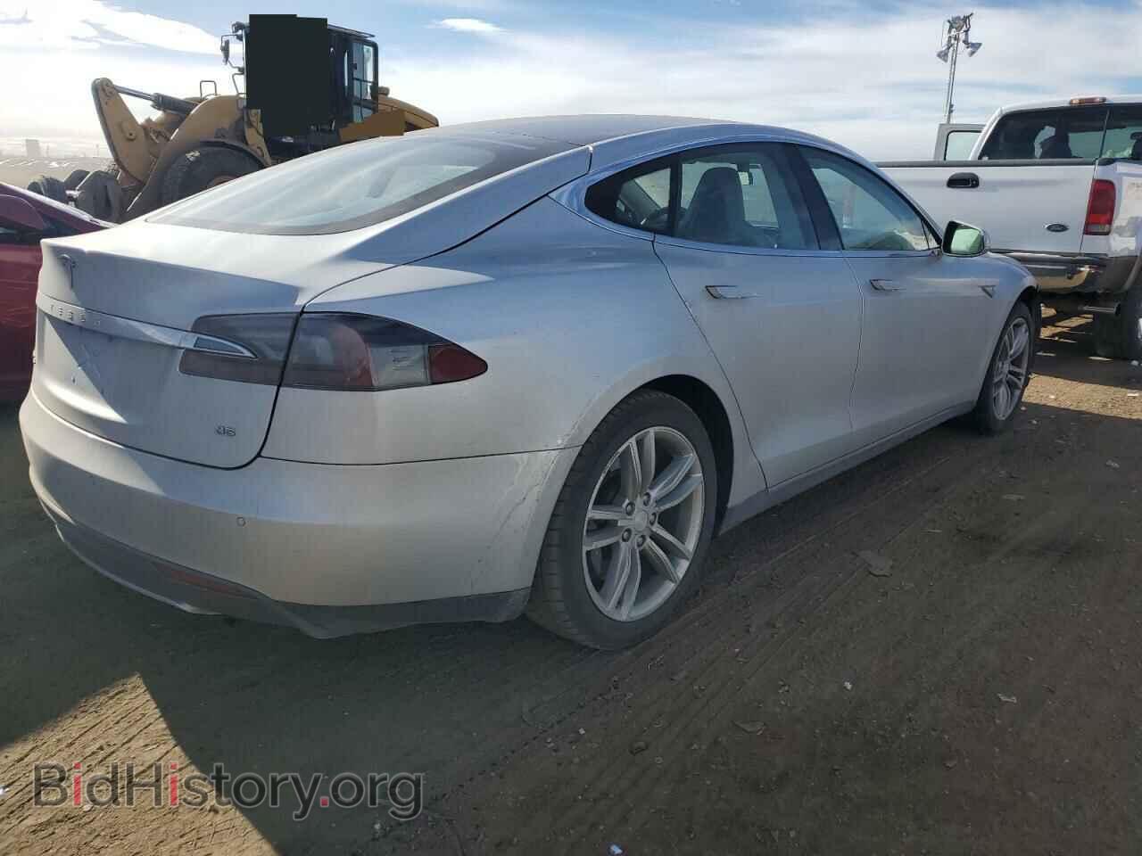 2013 TESLA MODEL S - VIN: 5YJSA1CN0DFP20456 - Фото 3