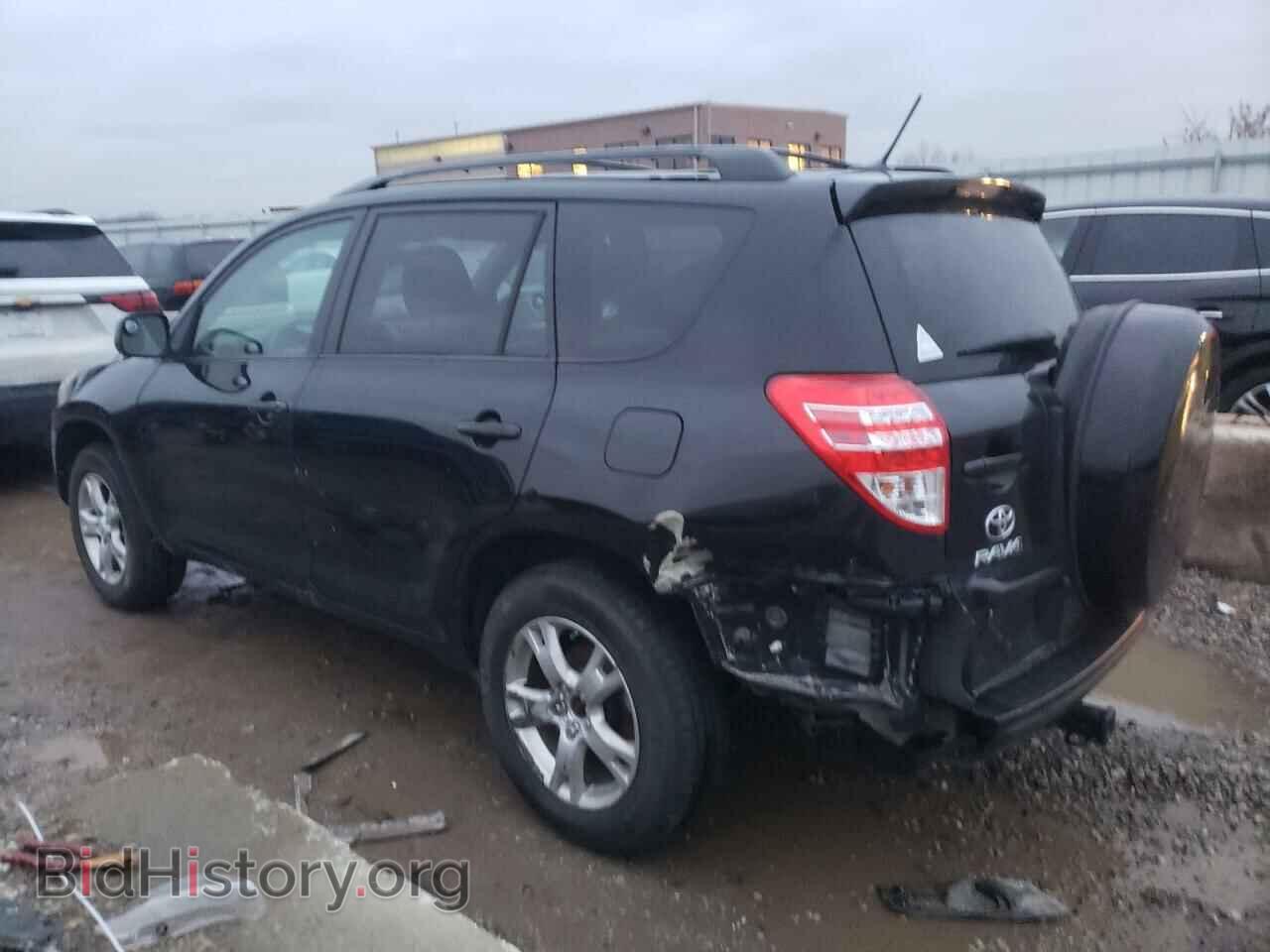 2011 TOYOTA RAV4 - VIN: 2T3BF4DV4BW146887 - Фото 2