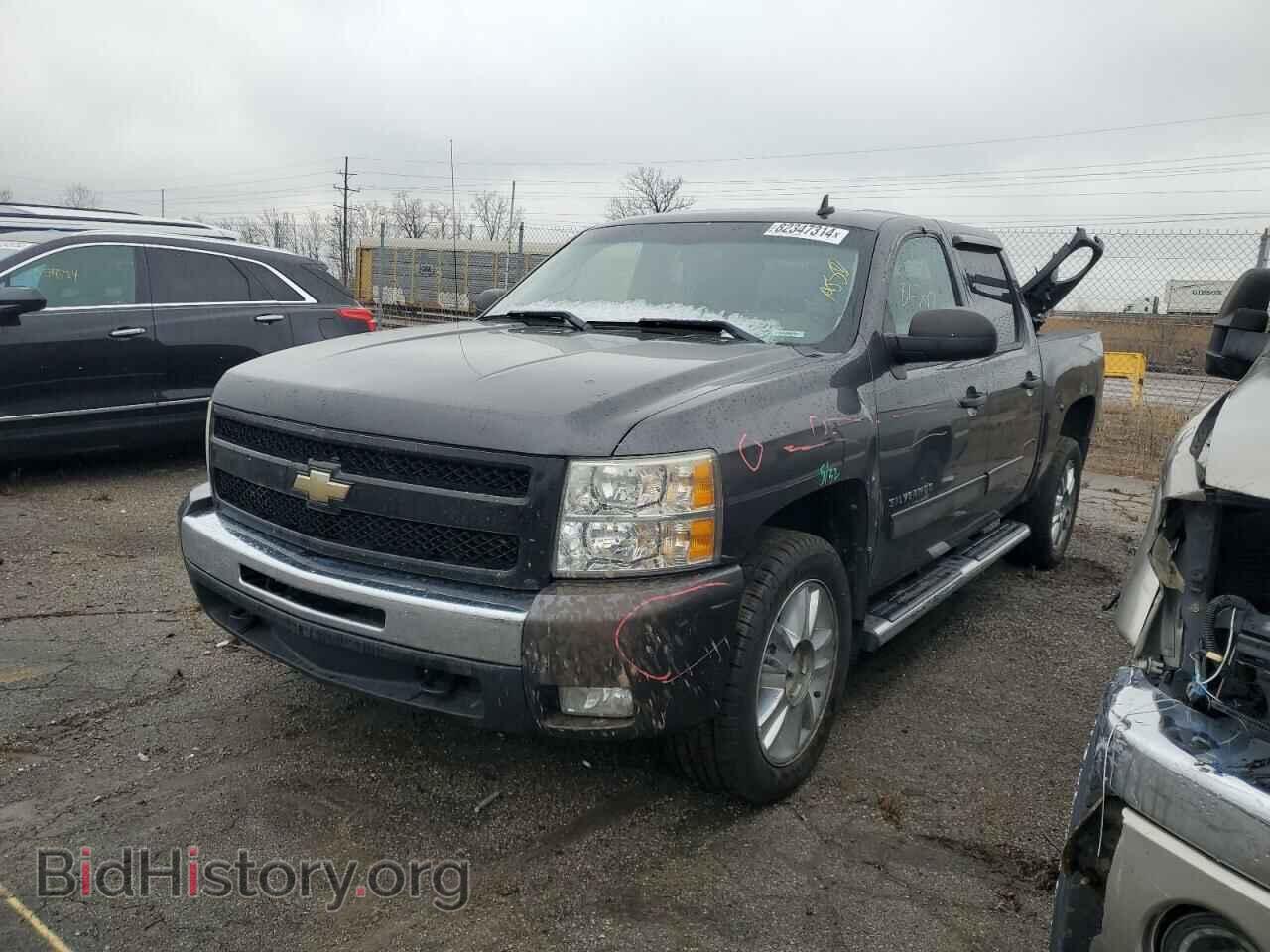 Photo 3GCPCSE05BG301727 - CHEVROLET ALL Models 2011