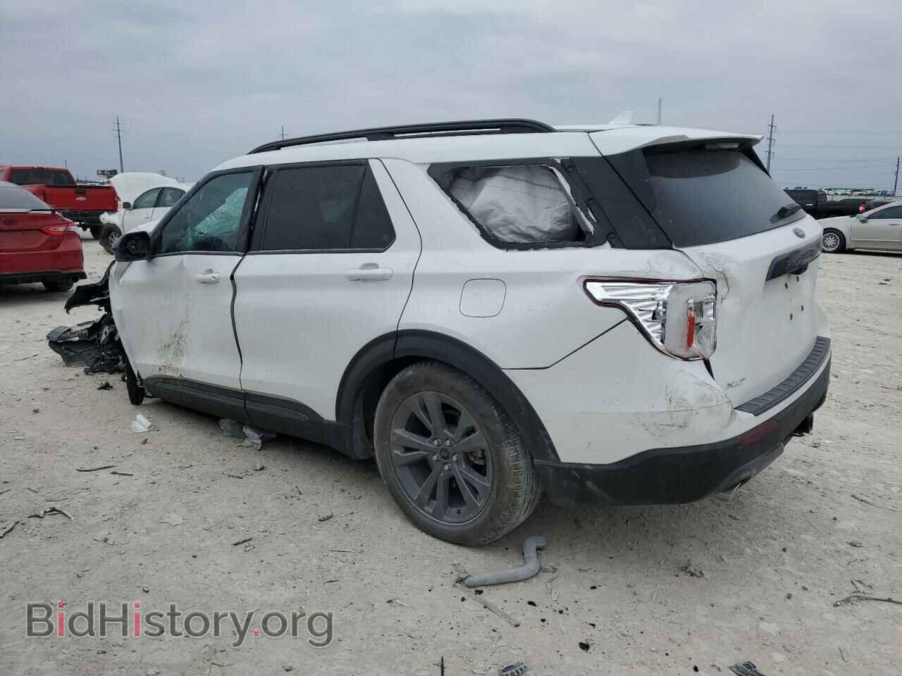 2023 FORD EXPLORER - VIN: 1FMSK7DH0PGA74849 - Photo 2
