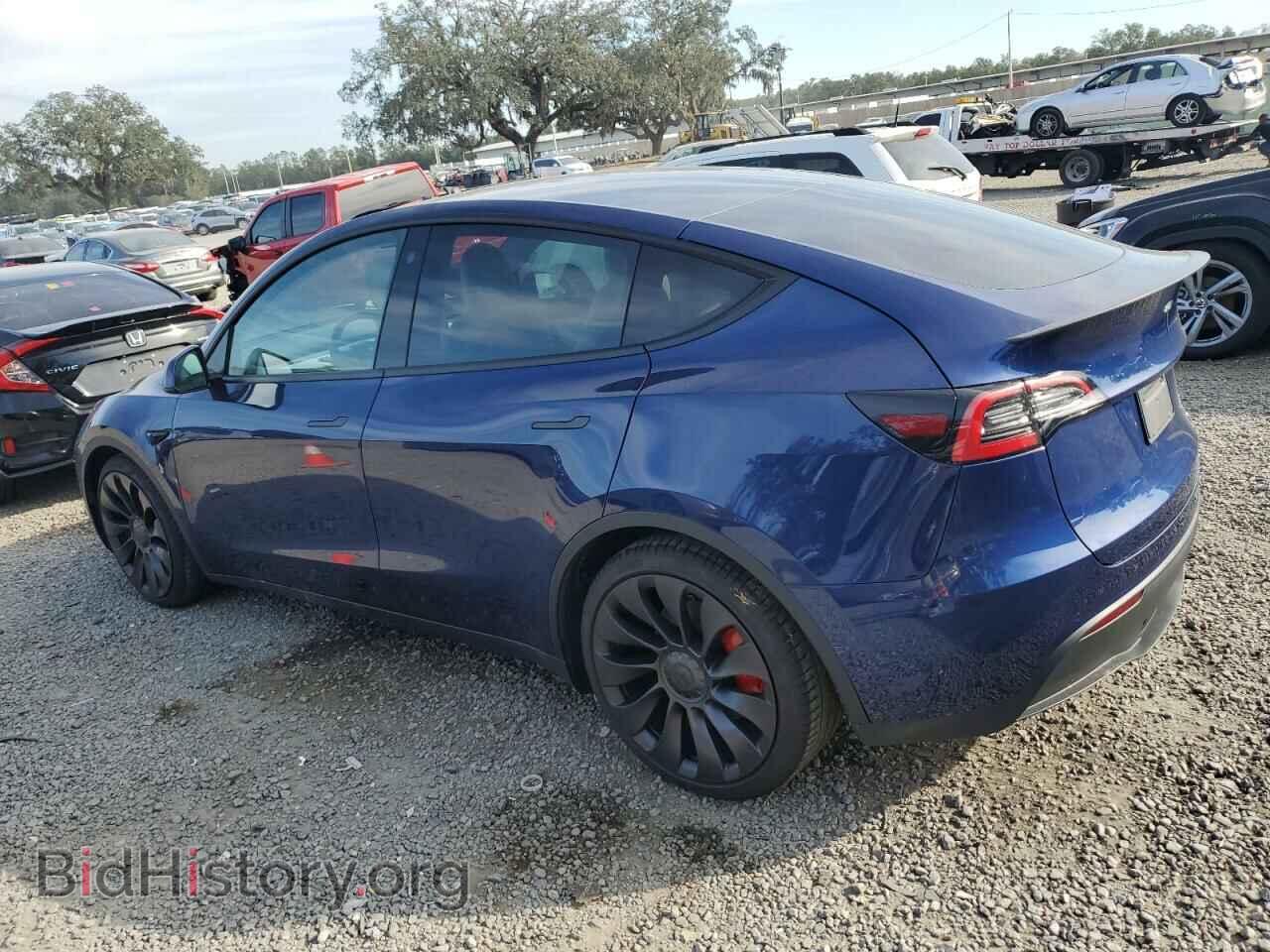 2022 TESLA MODEL Y - VIN: 7SAYGDEF3NF376884 - Фото 2