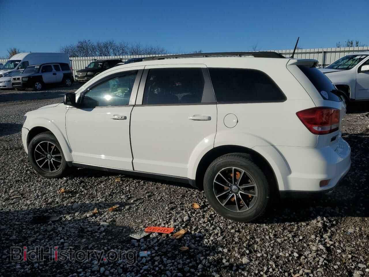 2018 DODGE JOURNEY - VIN: 3C4PDCBG4JT522875 - Фото 2
