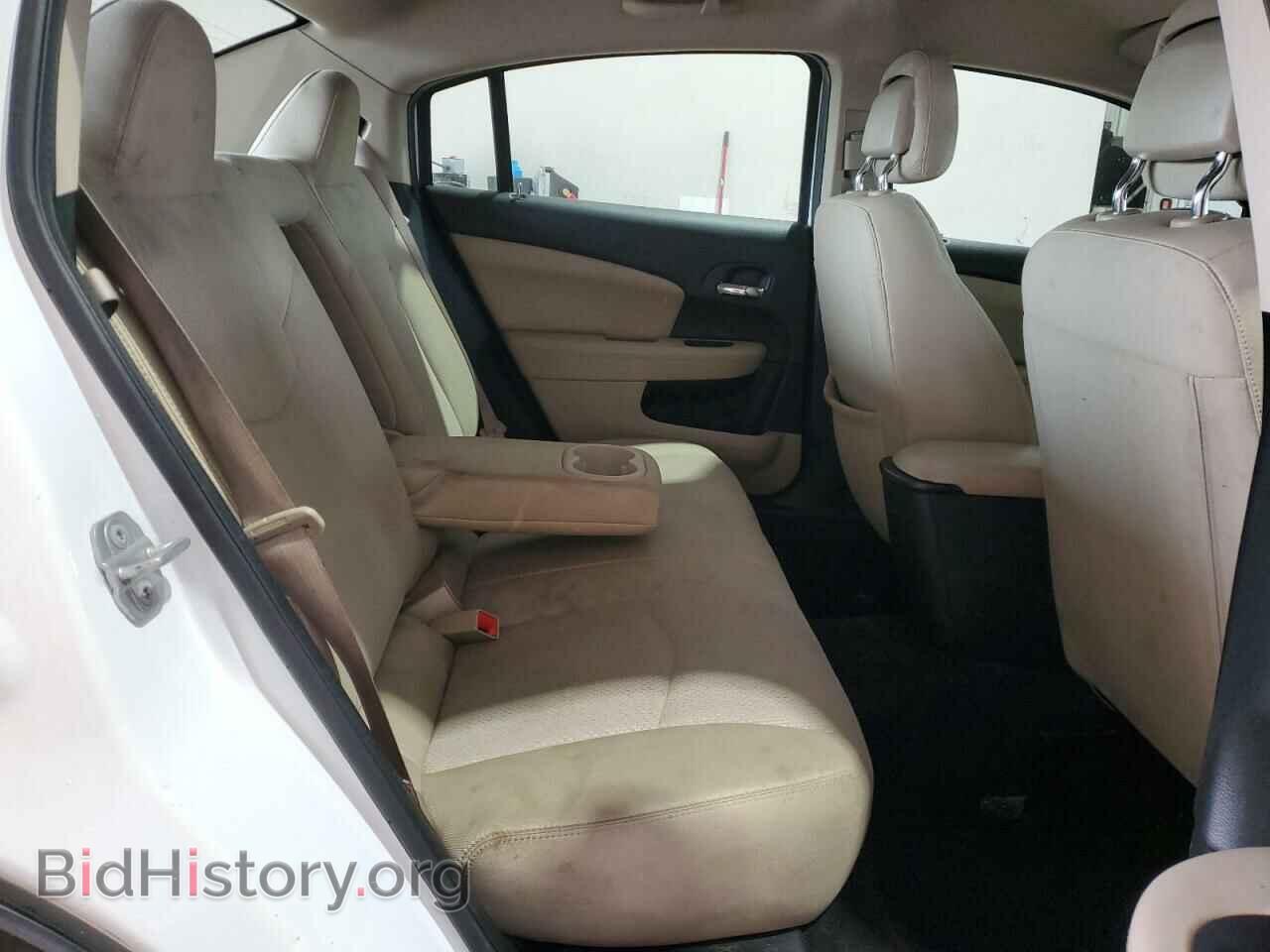 2011 CHRYSLER 200 - VIN: 1C3BC1FBXBN614840 - Фото 10
