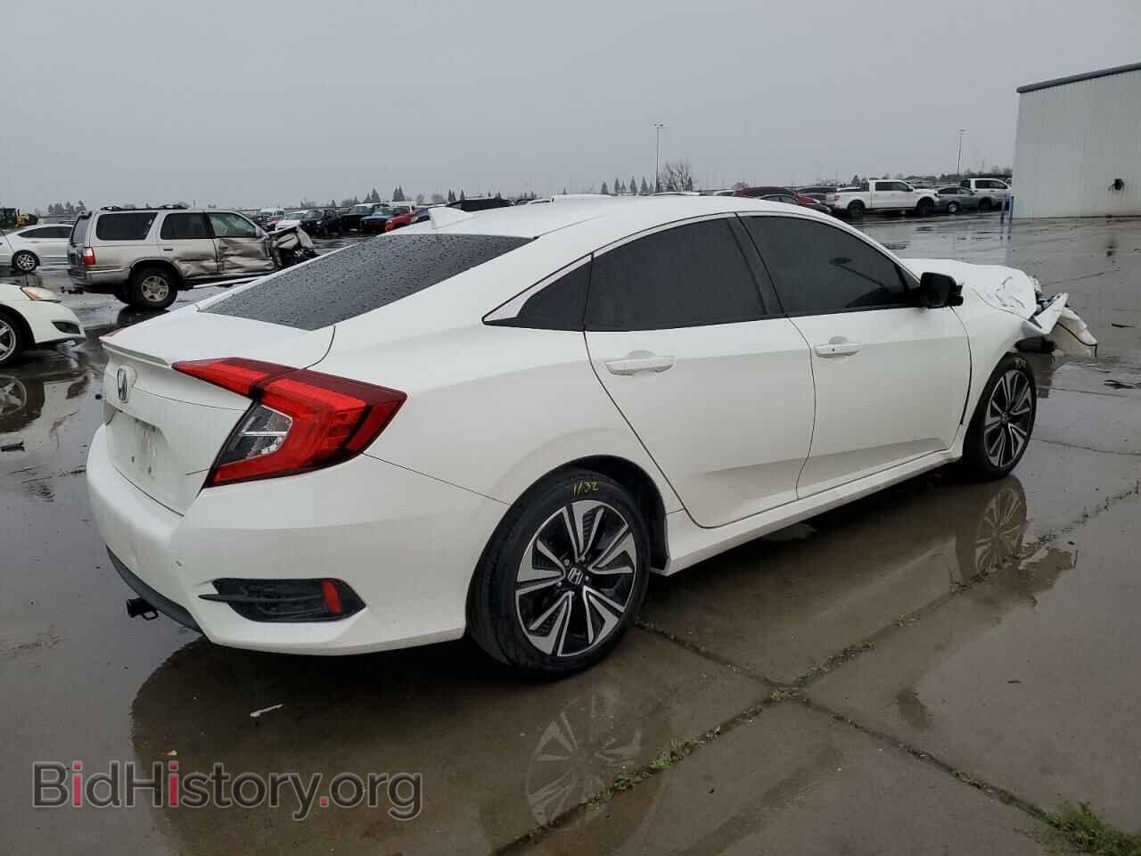 2017 HONDA CIVIC - VIN: 19XFC1F79HE208375 - Фото 3