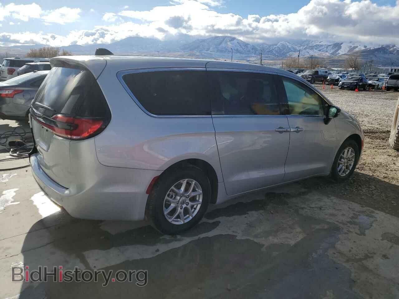2024 CHRYSLER PACIFICA - VIN: 2C4RC1BG2RR142674 - Фото 3