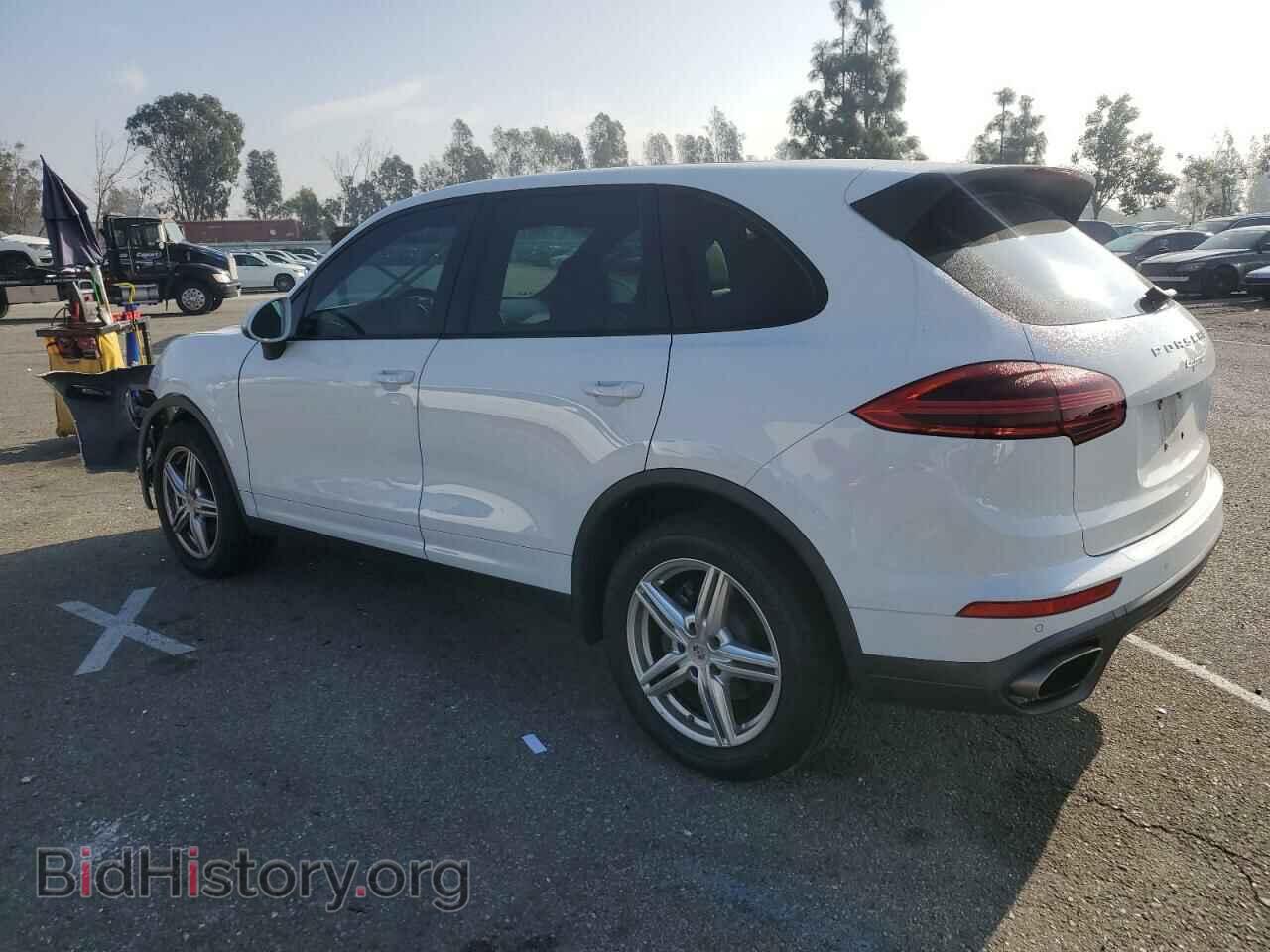 2016 PORSCHE CAYENNE - VIN: WP1AA2A20GKA36409 - Фото 2