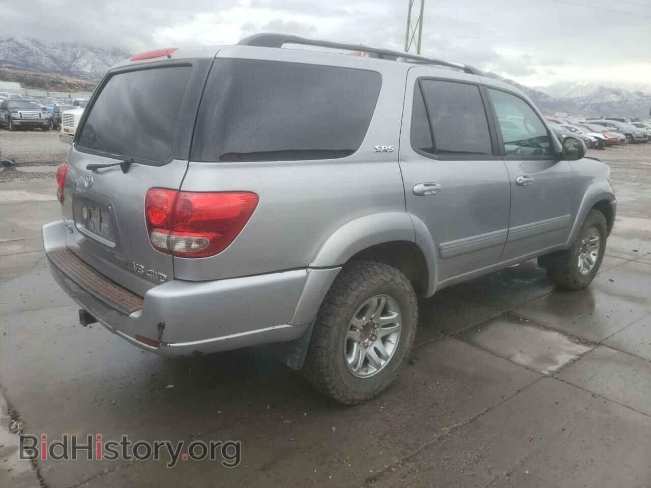 2006 TOYOTA SEQUOIA - VIN: 5TDBT44A16S273402 - Фото 3