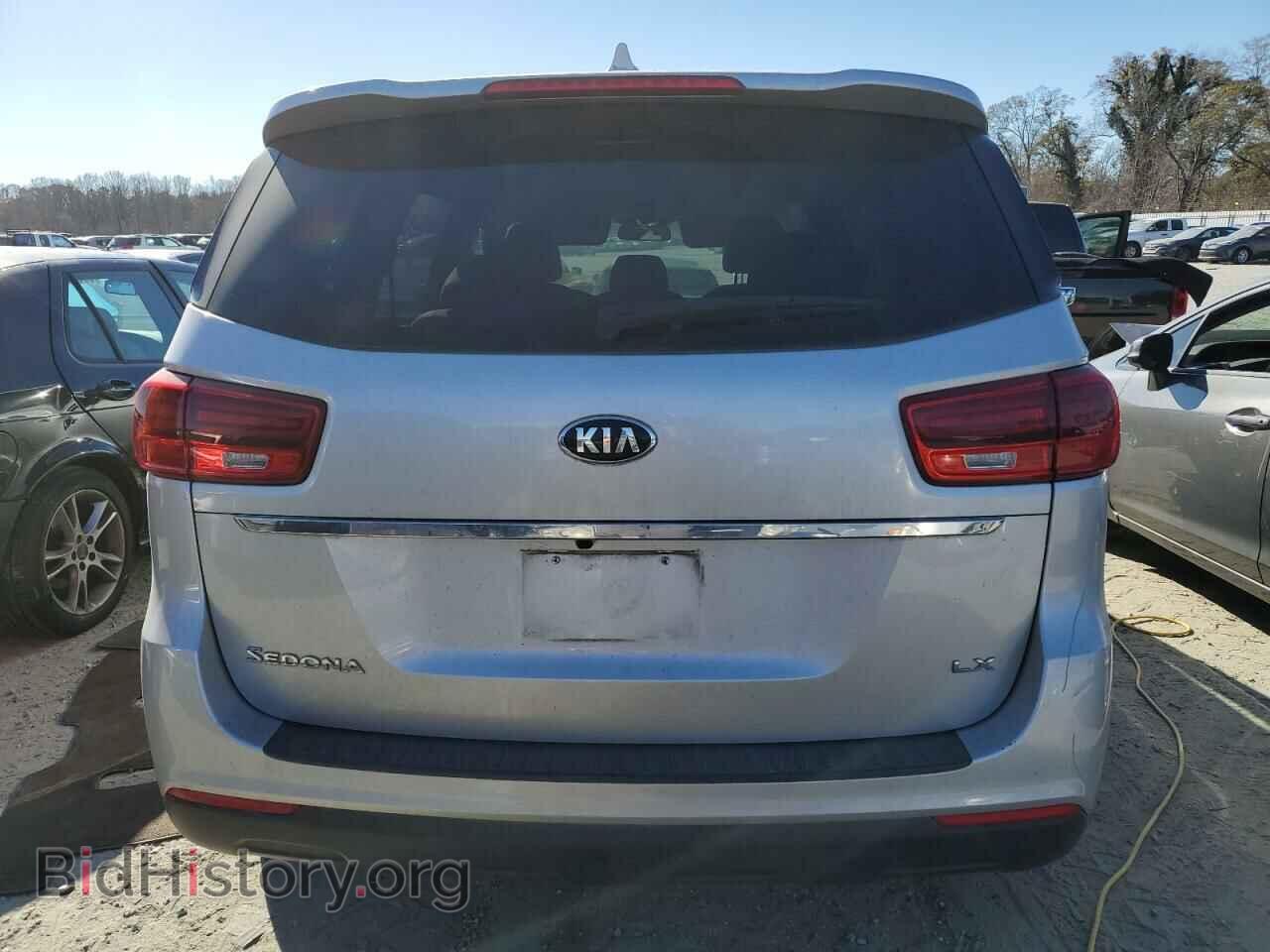 2021 KIA All Models - VIN: KNDMB5C19M6662773 - Photo 6
