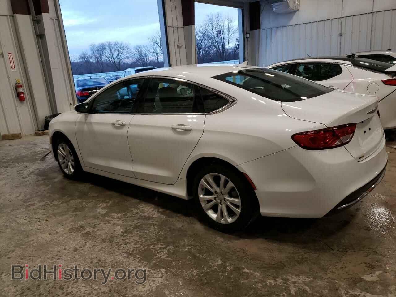 2016 CHRYSLER 200 - VIN: 1C3CCCAB5GN177599 - Фото 2