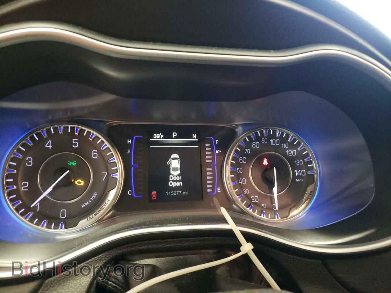 2016 CHRYSLER 200 - VIN: 1C3CCCAB5GN177599 - Фото 9