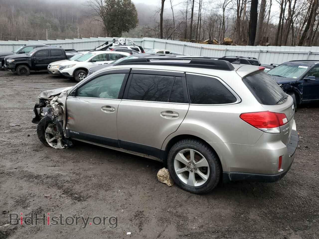 2014 SUBARU OUTBACK - VIN: 4S4BRBLC1E3239932 - Фото 2