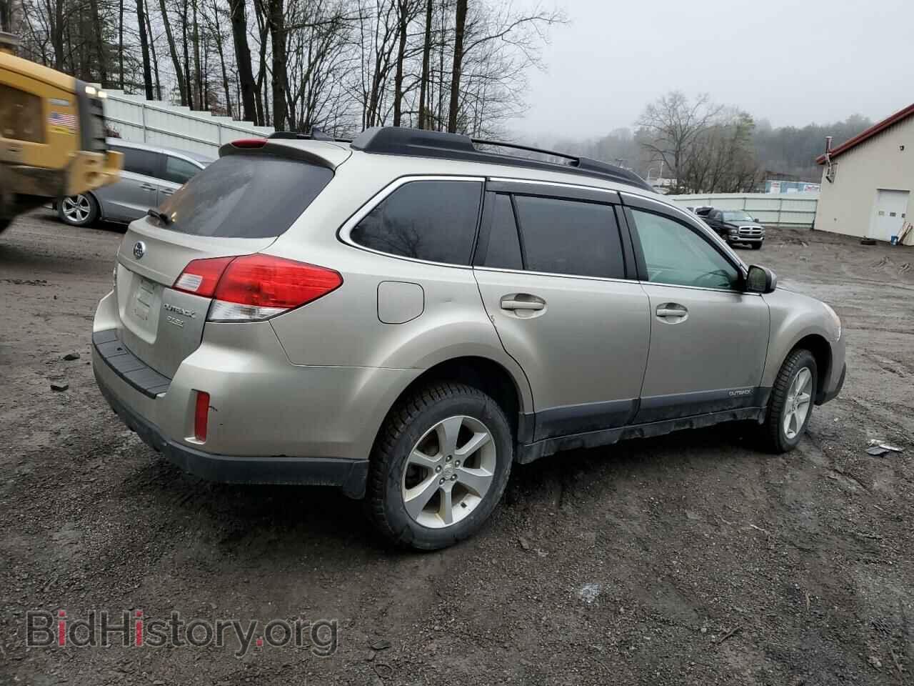 2014 SUBARU OUTBACK - VIN: 4S4BRBLC1E3239932 - Фото 3
