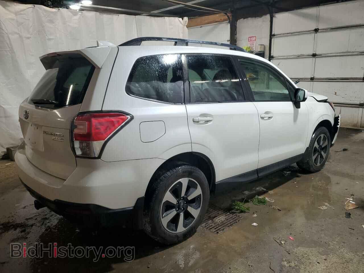 2017 SUBARU FORESTER - VIN: JF2SJAEC4HH401418 - Фото 3