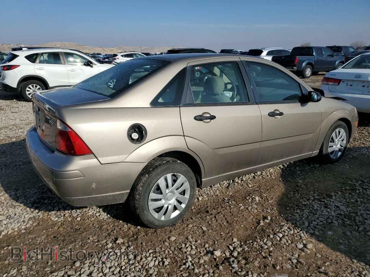 2005 FORD FOCUS - VIN: 1FAFP34N75W116383 - Фото 3