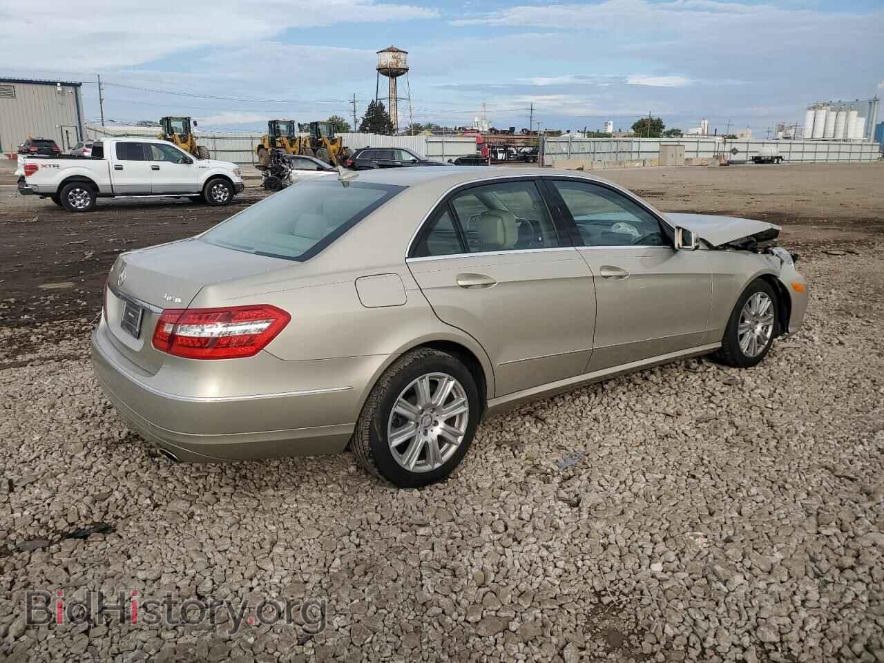 2013 MERCEDES-BENZ E-CLASS - VIN: WDDHF8JB1DA705900 - Фото 3