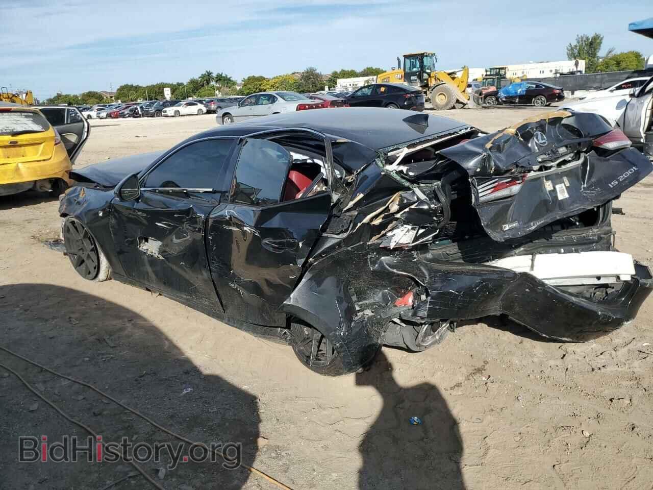 2017 LEXUS IS - VIN: JTHBA1D29H5057690 - Фото 2