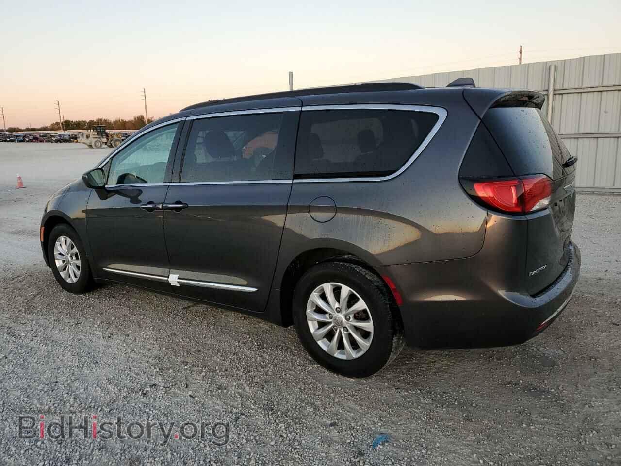 2017 CHRYSLER PACIFICA - VIN: 2C4RC1BGXHR509805 - Фото 2