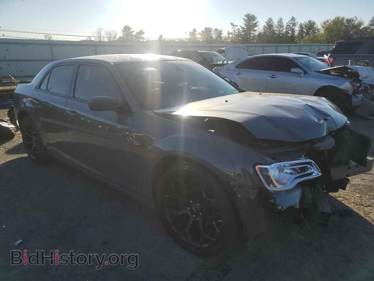 2019 CHRYSLER 300 - VIN: 2C3CCABG9KH625942 - Фото 4