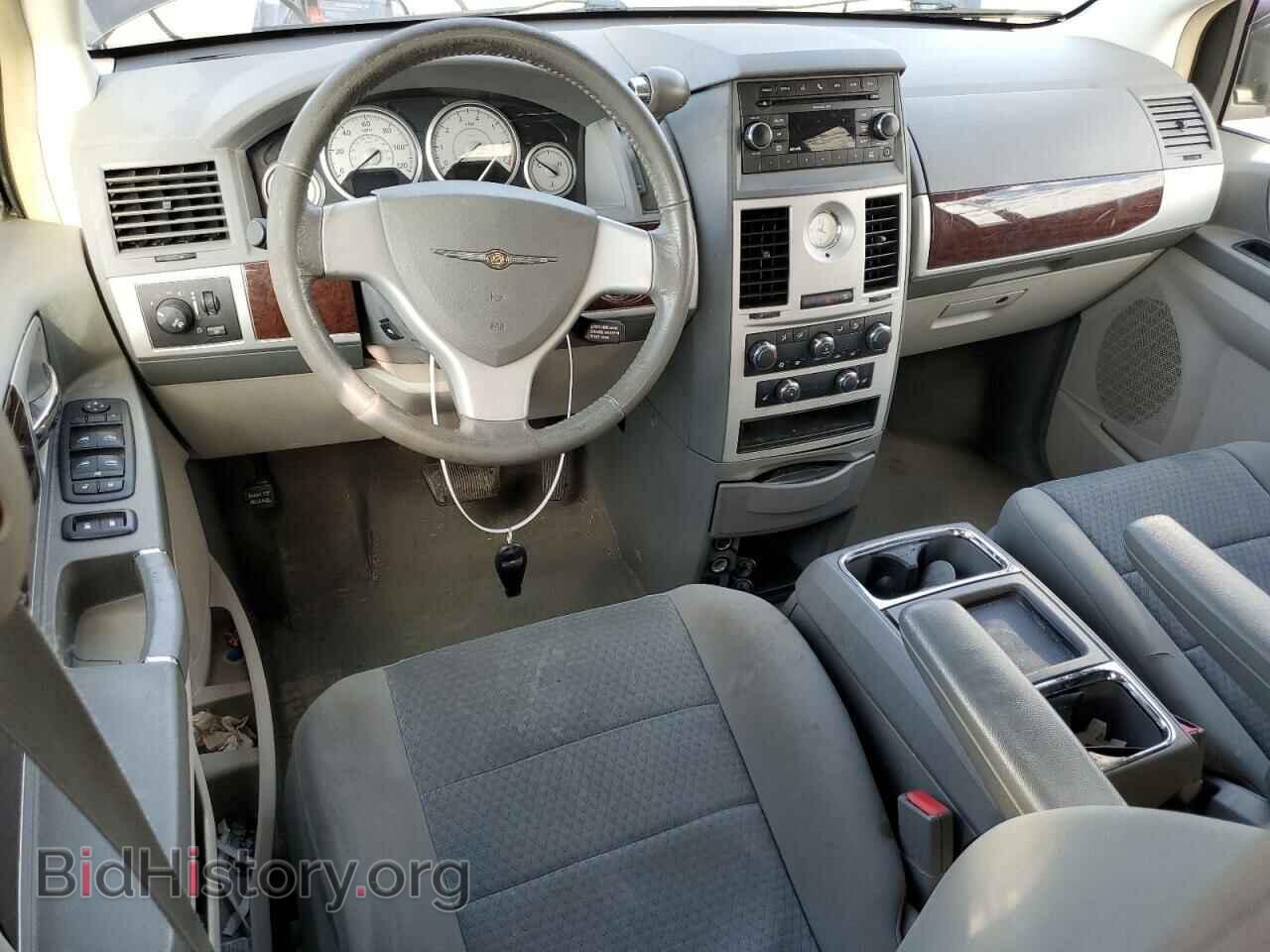 2010 CHRYSLER MINIVAN - VIN: 2A4RR5D17AR376225 - Фото 8