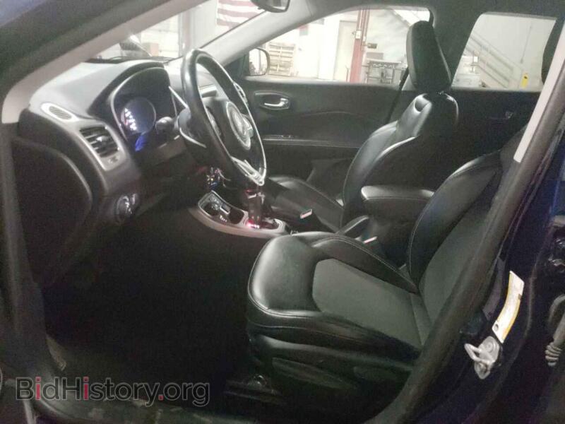 2020 Jeep COMPASS (VIN 3C4NJDBB3LT160924) — photo 7 of 13
