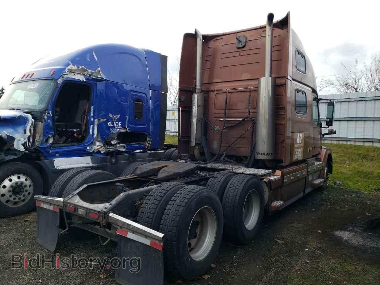 2007 VOLVO VN - VIN: 4V4NC9TK87N454402 - Фото 4