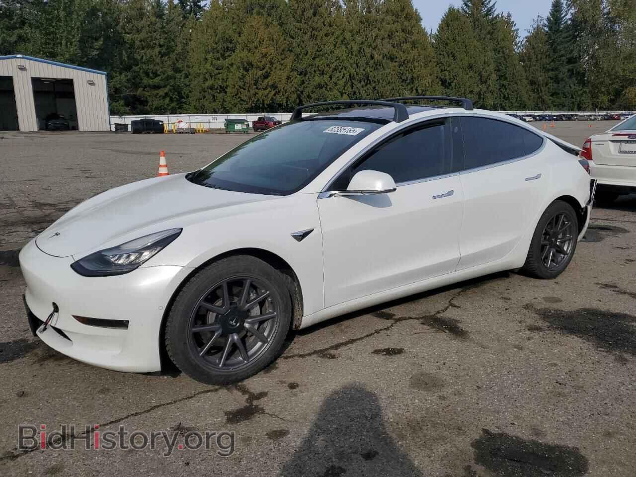 Фотография 5YJ3E1EBXJF128828 - TESLA MODEL 3 2018
