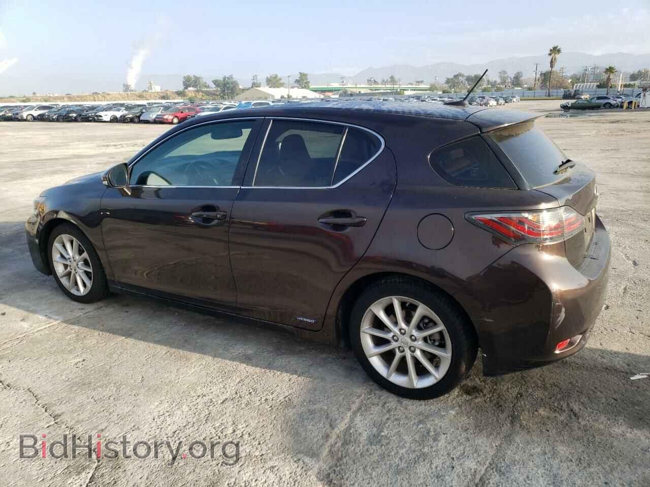 2013 LEXUS CT 200 - VIN: JTHKD5BH4D2159013 - Photo 2