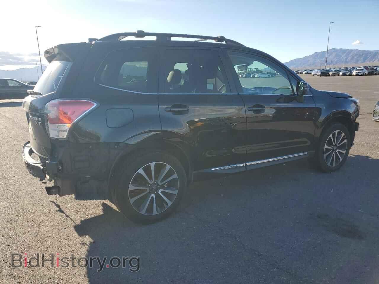 2017 SUBARU FORESTER - VIN: JF2SJGWC6HH581907 - Фото 3