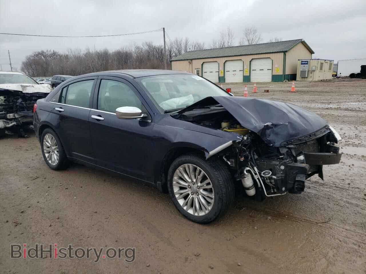 2011 CHRYSLER 200 - VIN: 1C3BC2FGXBN571585 - Фото 4