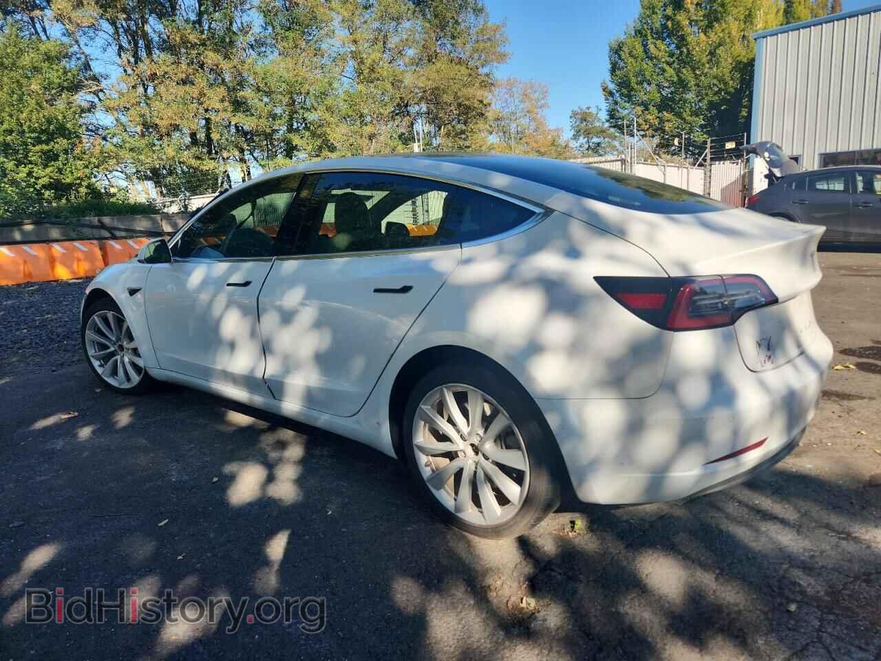 2018 TESLA MODEL 3 - VIN: 5YJ3E1EA4JF169480 - Photo 2