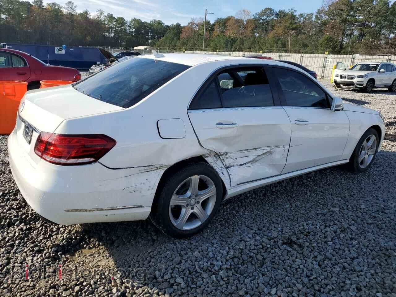 2014 MERCEDES-BENZ E-CLASS - VIN: WDDHF5KB8EA935528 - Фото 3