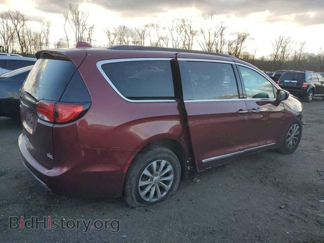 2017 CHRYSLER PACIFICA - VIN: 2C4RC1BG2HR748054 - Фото 3