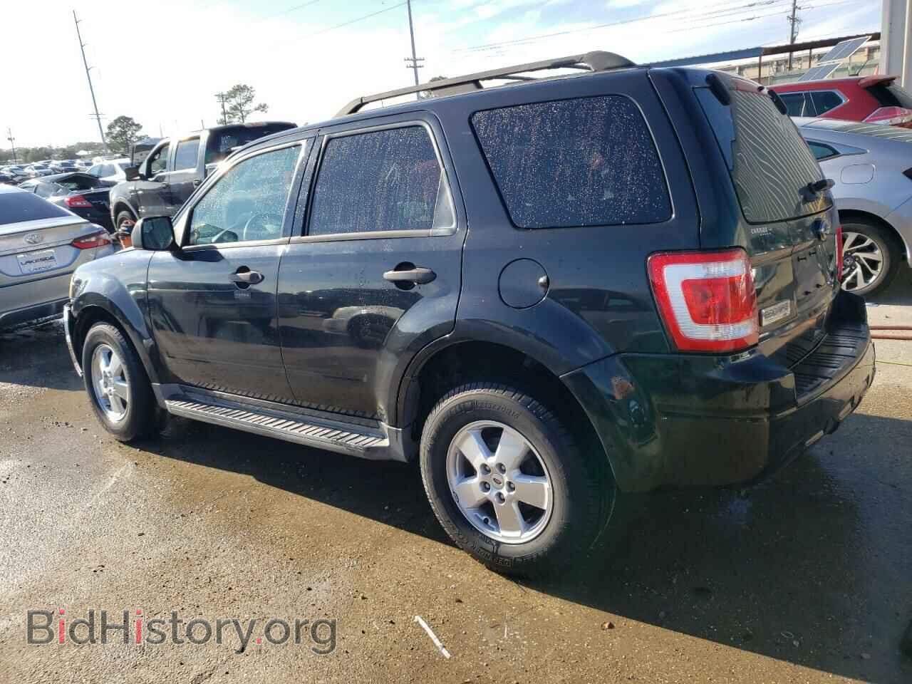2011 FORD ESCAPE - VIN: 1FMCU0DGXBKB51150 - Фото 2