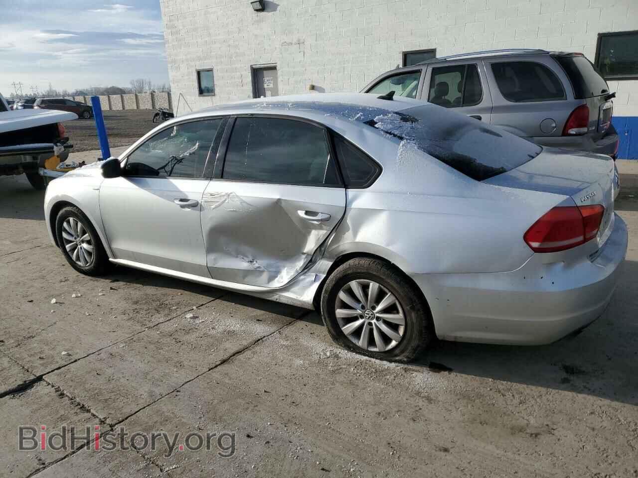 2013 VOLKSWAGEN PASSAT - VIN: 1VWAH7A33DC141726 - Фото 2