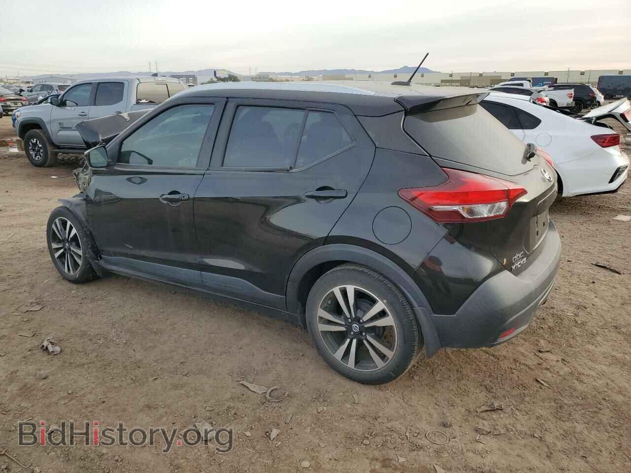 2019 NISSAN KICKS - VIN: 3N1CP5CU3KL561676 - Фото 2