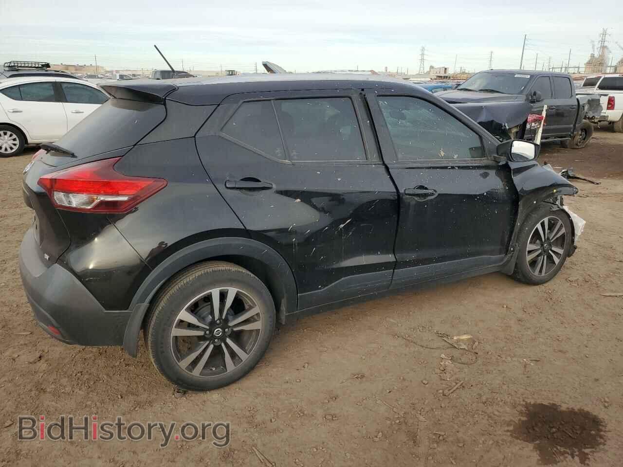 2019 NISSAN KICKS - VIN: 3N1CP5CU3KL561676 - Фото 3