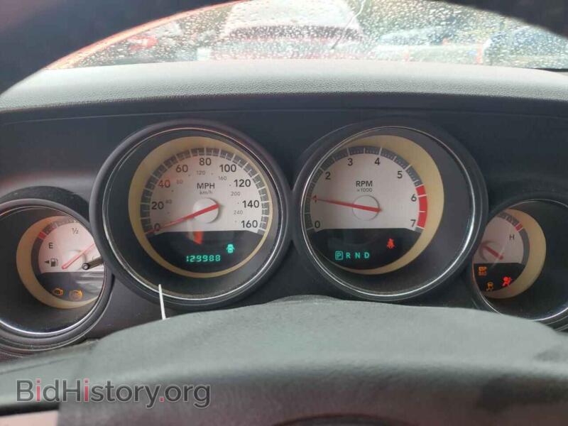 2010 Dodge CHALLENGER (VIN 2B3CJ5DT2AH313920) — photo 9 of 13