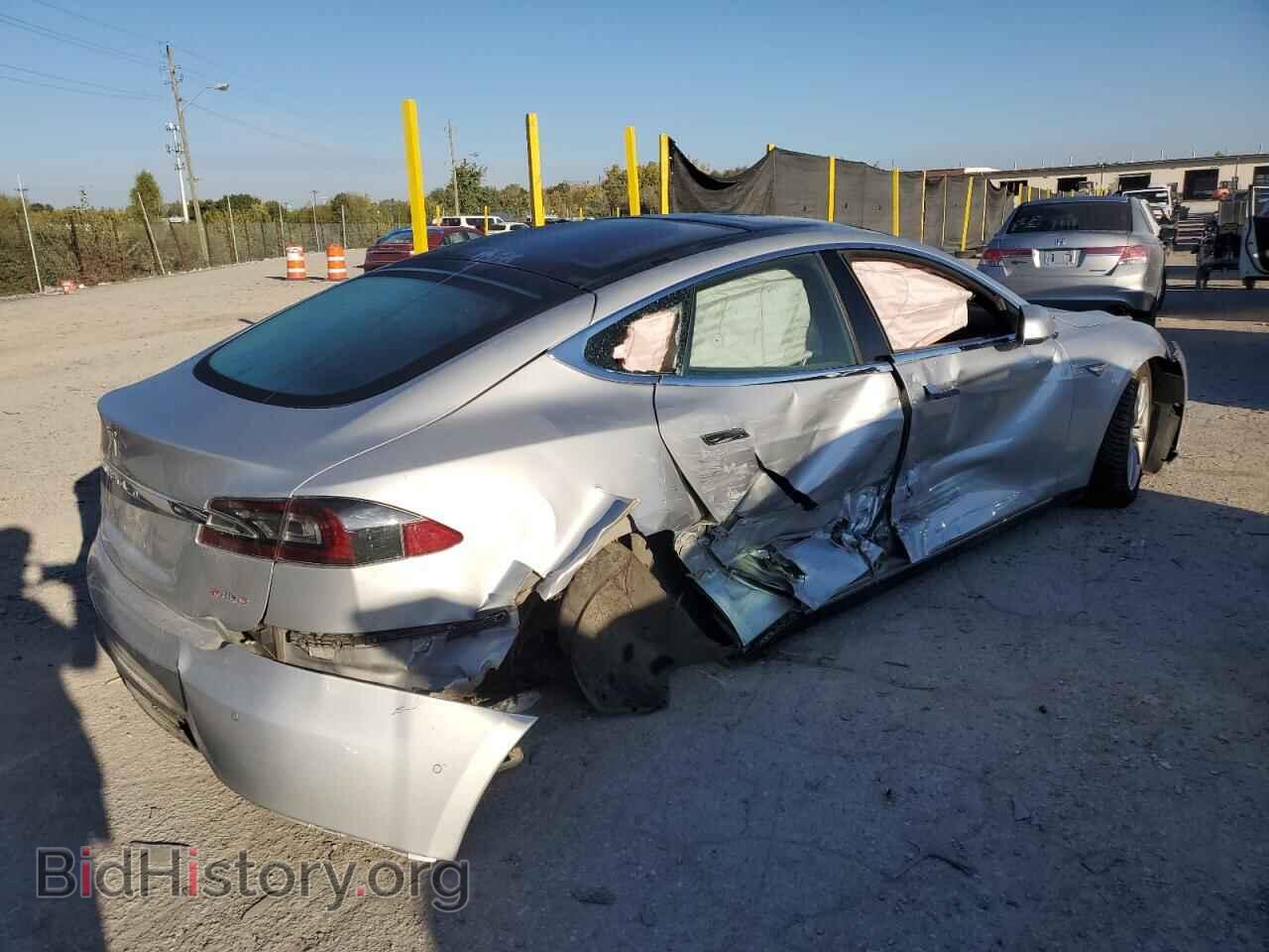 2015 TESLA MODEL S - VIN: 5YJSA1H43FF091844 - Фото 3