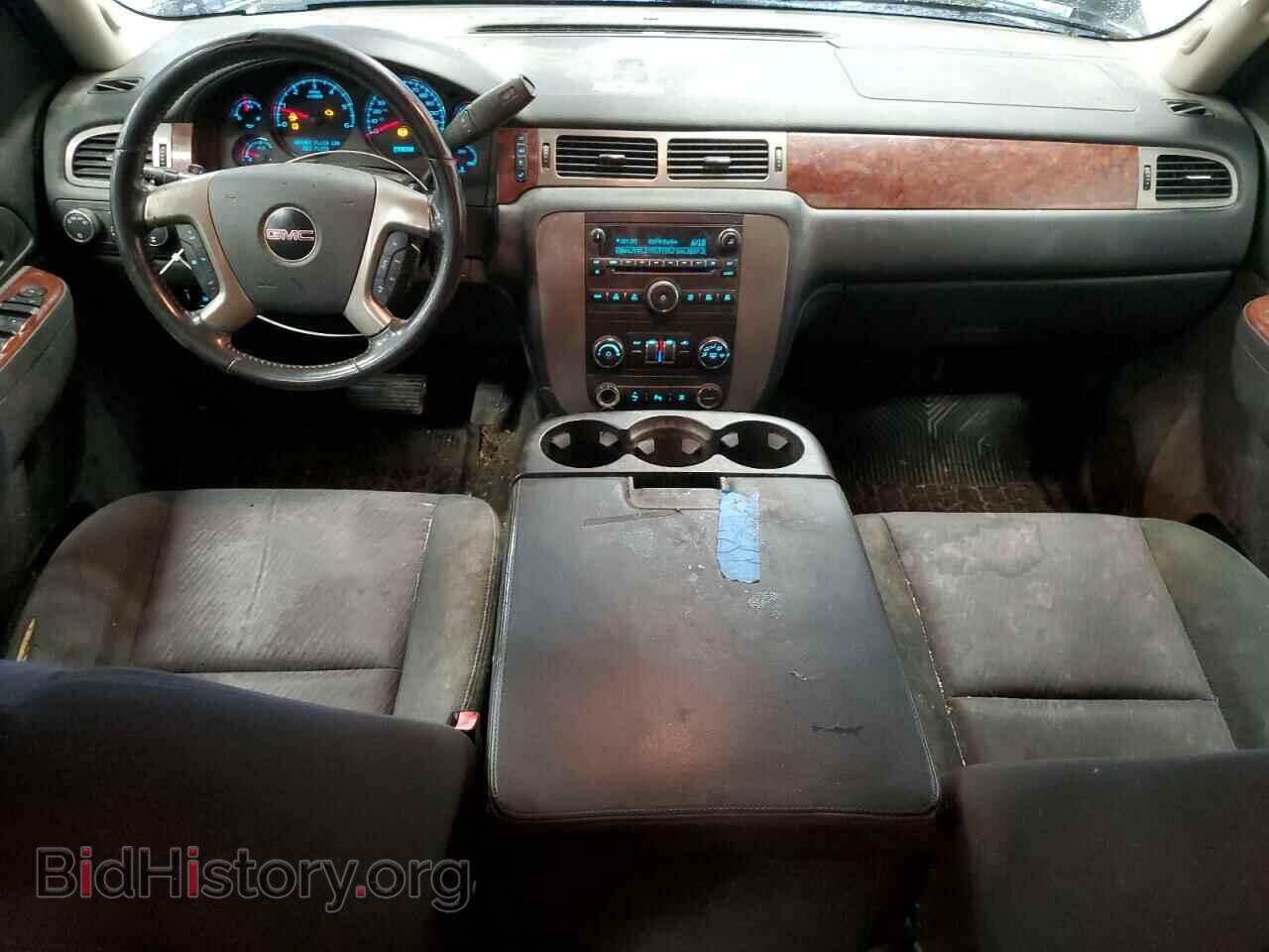 2010 GMC YUKON - VIN: 1GKUKAE04AR117639 - Photo 8