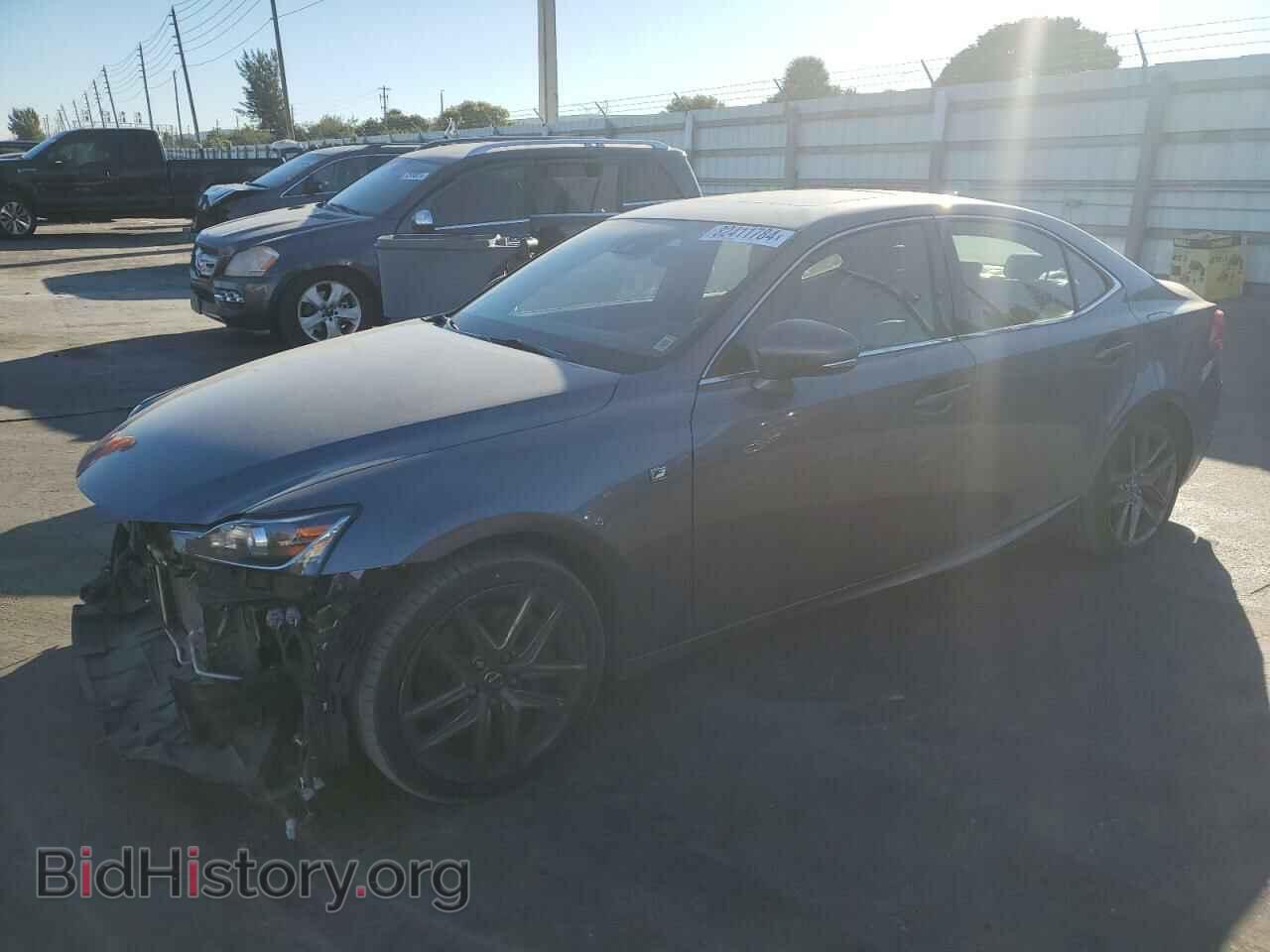 Photo JTHBA1D25H5053765 - LEXUS IS 2017