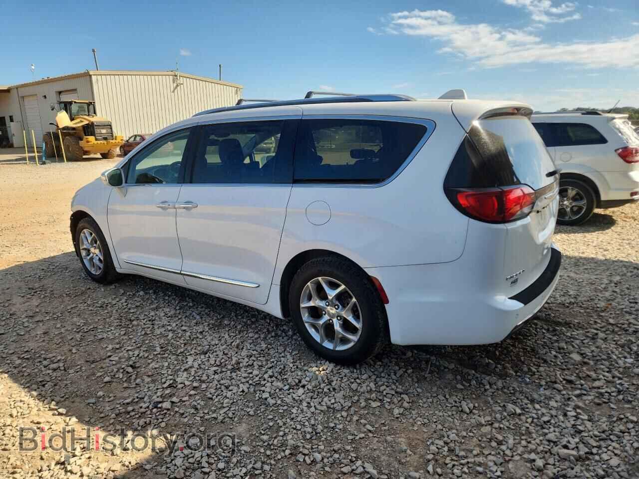 2017 CHRYSLER PACIFICA - VIN: 2C4RC1GG8HR533626 - Фото 2