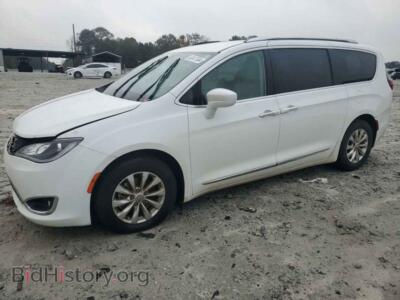 2018 Chrysler PACIFICA Touring L, white — VIN 2C4RC1BG1JR131475, Copart