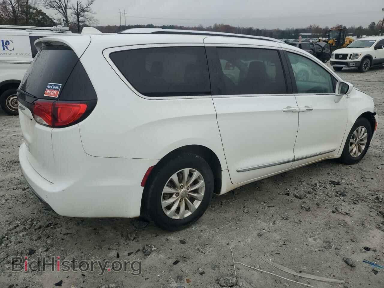 2018 CHRYSLER PACIFICA - VIN: 2C4RC1BG1JR131475 - Фото 3