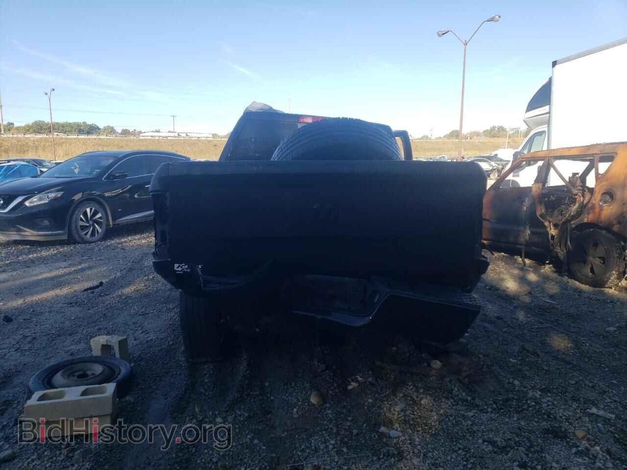 2017 RAM All Models - VIN: 3C6UR5DJ8HG776608 - Photo 6