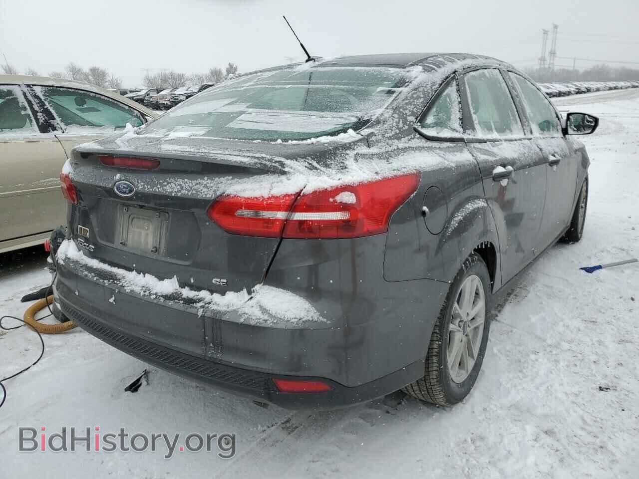 2018 FORD FOCUS - VIN: 1FADP3F21JL276801 - Фото 3