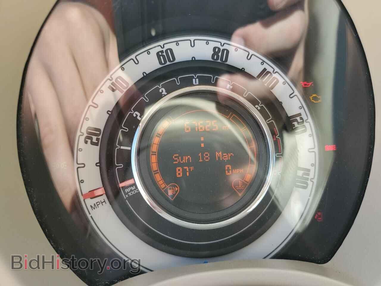 2015 FIAT 500 - VIN: 3C3CFFAR3FT502271 - Фото 9