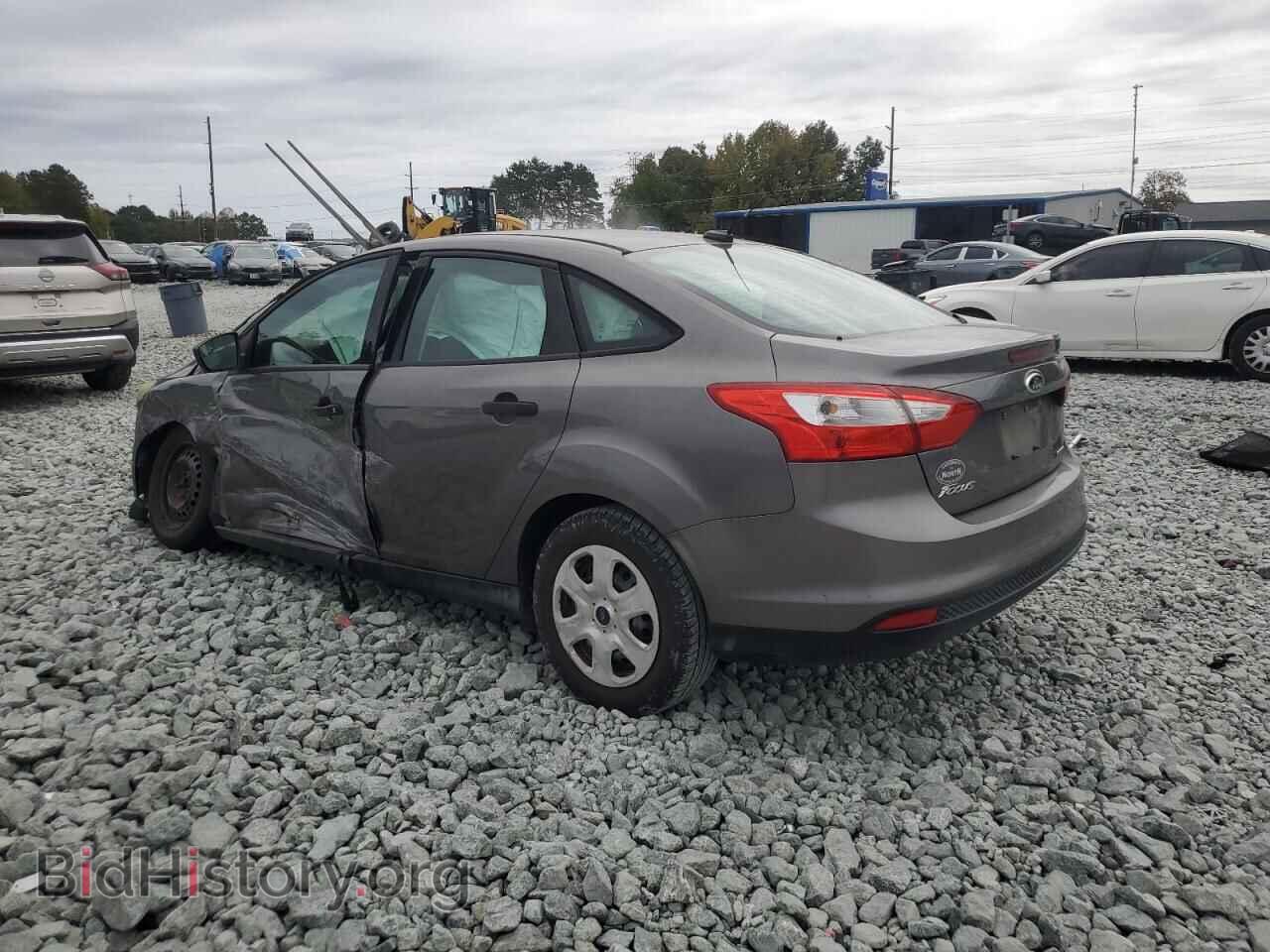 2013 FORD FOCUS - VIN: 1FADP3E23DL219375 - Фото 2