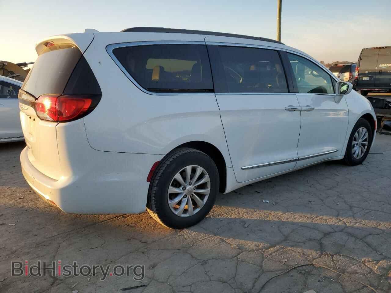 2017 CHRYSLER PACIFICA - VIN: 2C4RC1BG3HR733725 - Фото 3