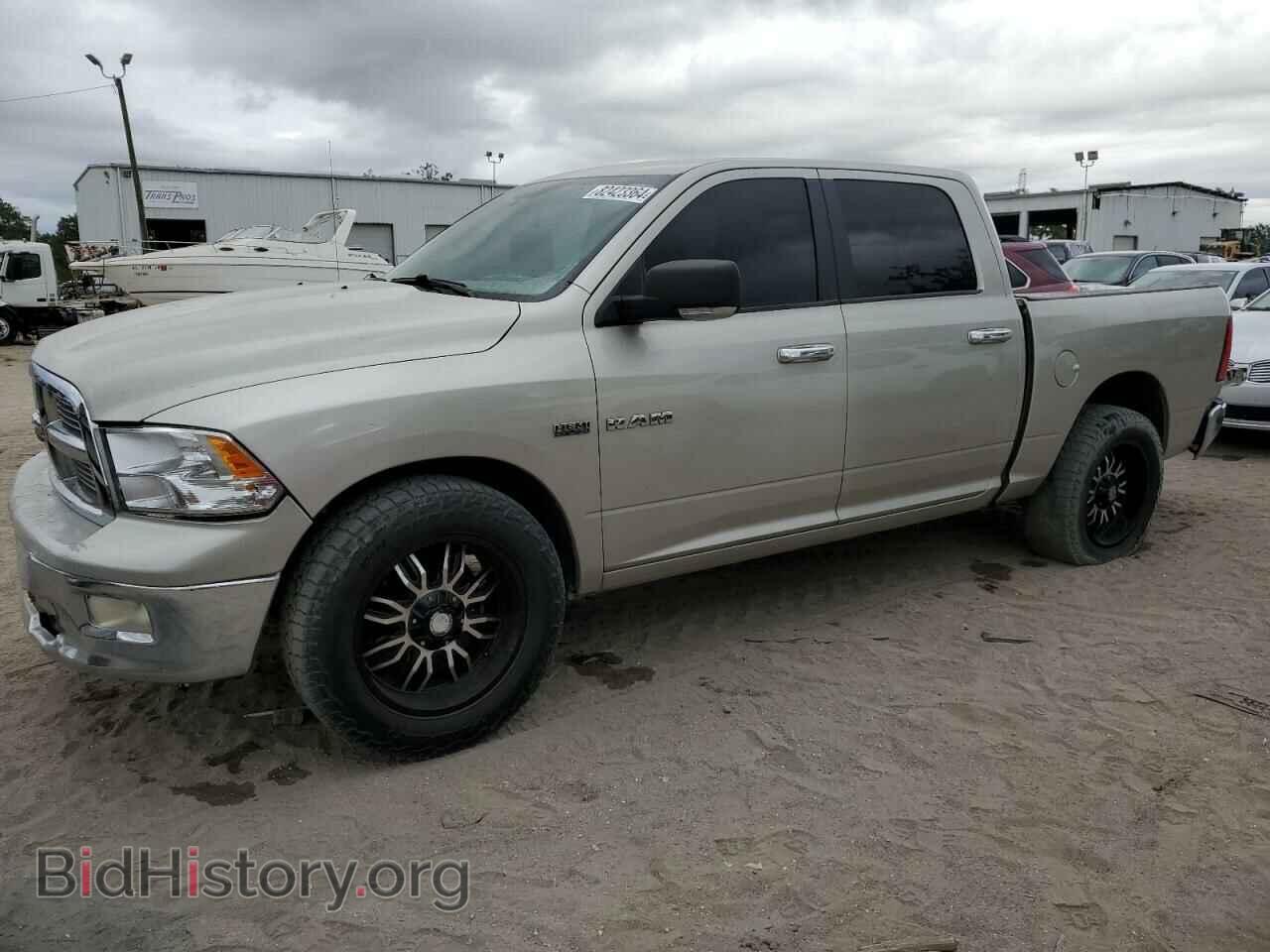 Photo 1D7RB1CT2AS194748 - DODGE All Models 2010